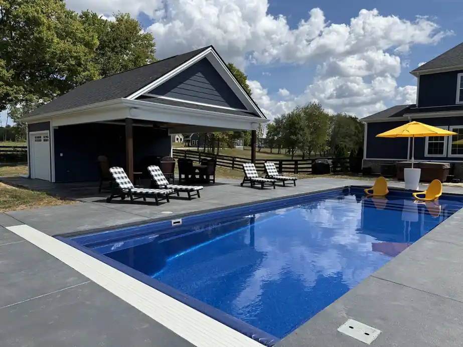 Fiberglass, Vinyl Liner or Gunite: Choosing a Pool Shell for a Central Kentucky Yard
